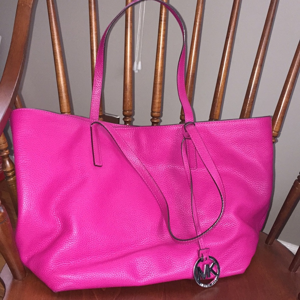 MK shoulder bag